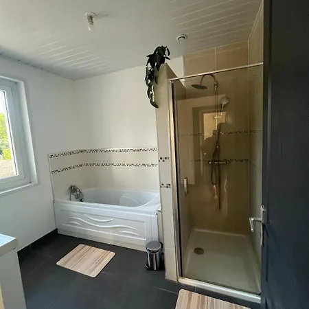 L Escapade Maison 4 8 Voyageur 펜션 *